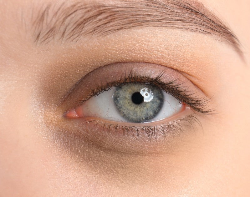 Müde Augen revitalisieren